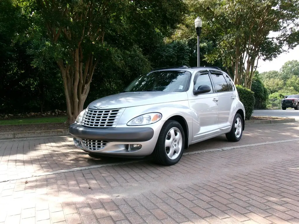 2001 Chrysler PT Cruiser Base's photo