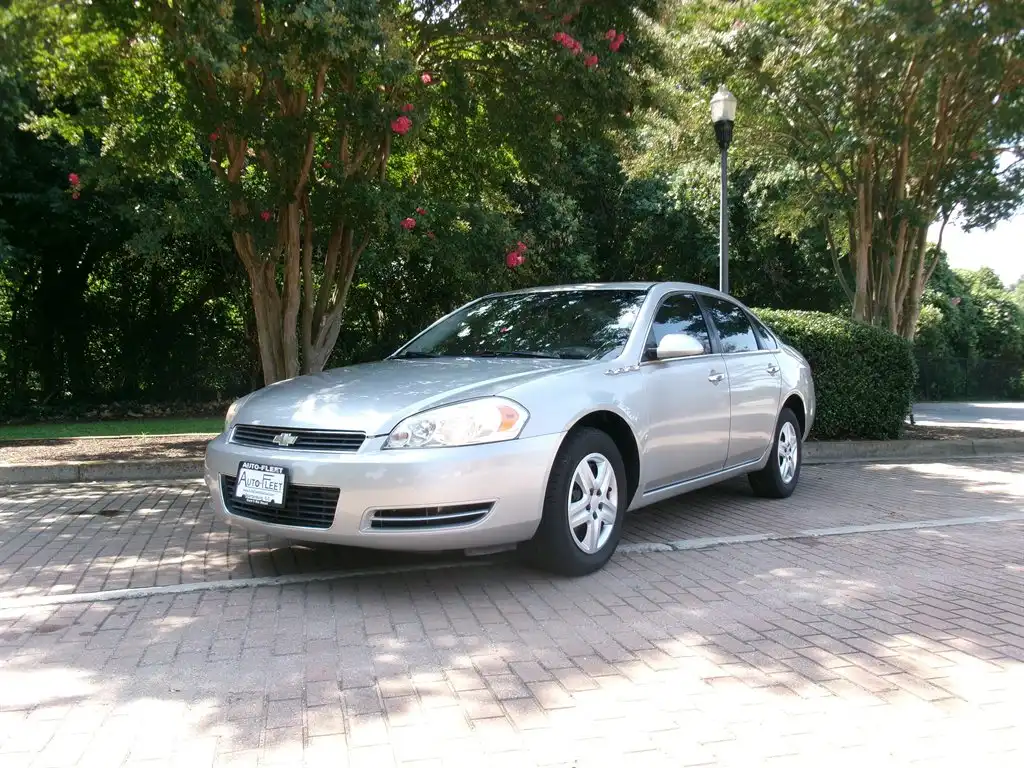 2008 Chevrolet Impala LS's photo