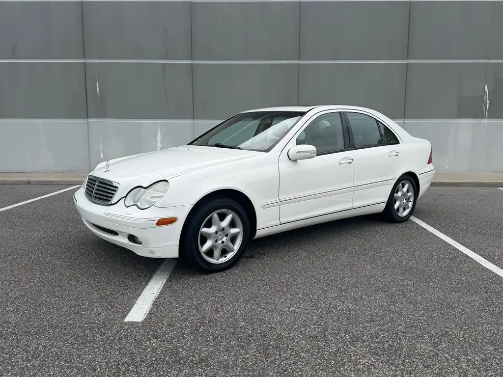 2002 Mercedes-Benz C-Class C240's photo