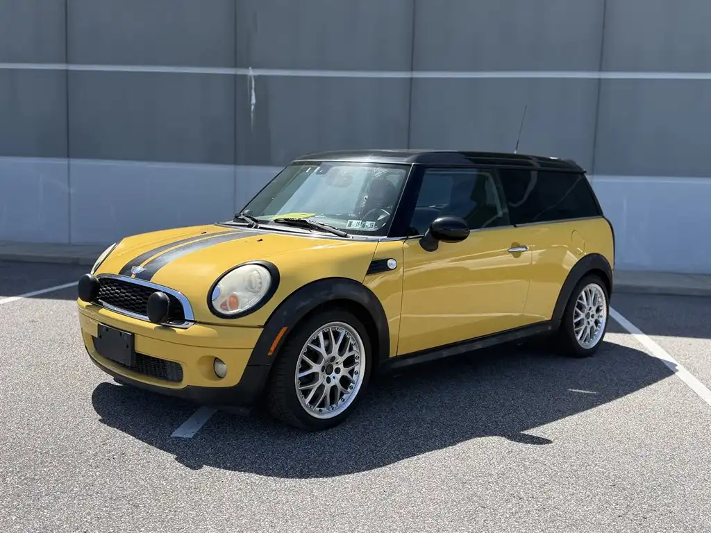 2009 MINI Cooper Clubman's photo
