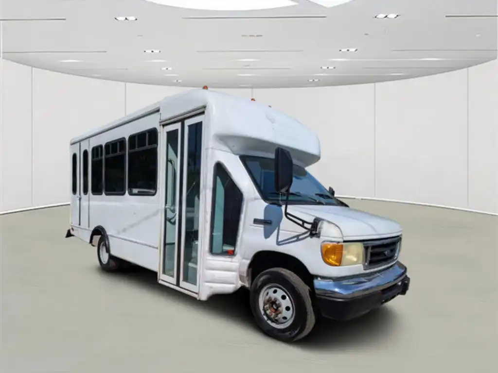 2006 Ford E-Series's photo