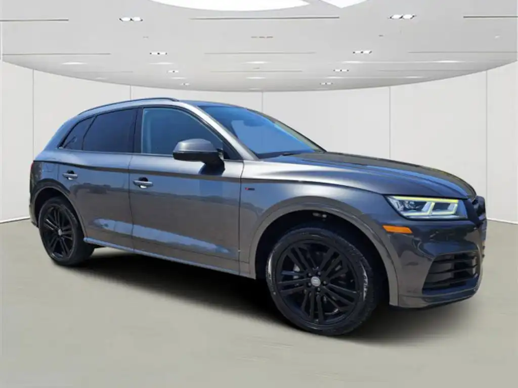 2020 Audi Q5 55 e Premium Plus quattro S tronic's photo