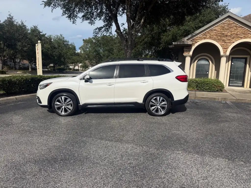 2021 Subaru Ascent Limited 7 Passenger's photo