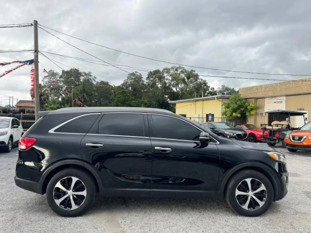 2016 Kia Sorento 2.0T EX Auto photo 4