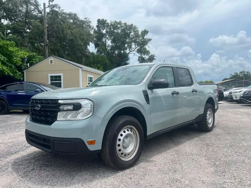 2023 Ford Maverick XL FWD's photo