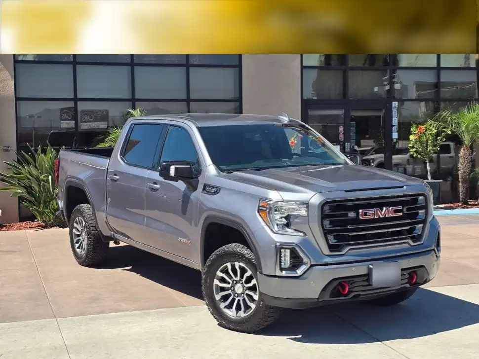 2021 GMC Sierra 4WD Crew Cab Short Box AT4's photo