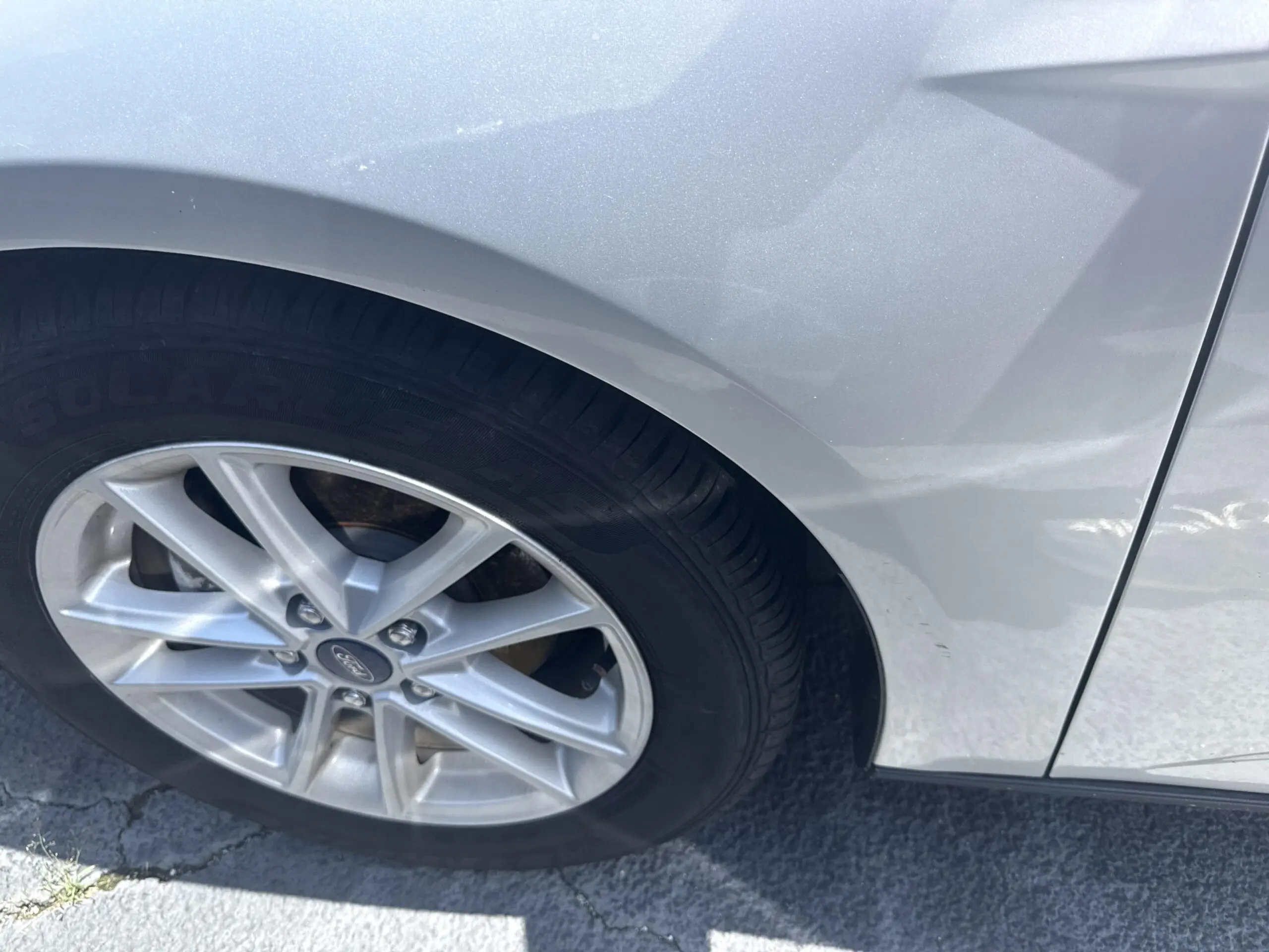 2018 Ford Focus Hatch SE photo 5