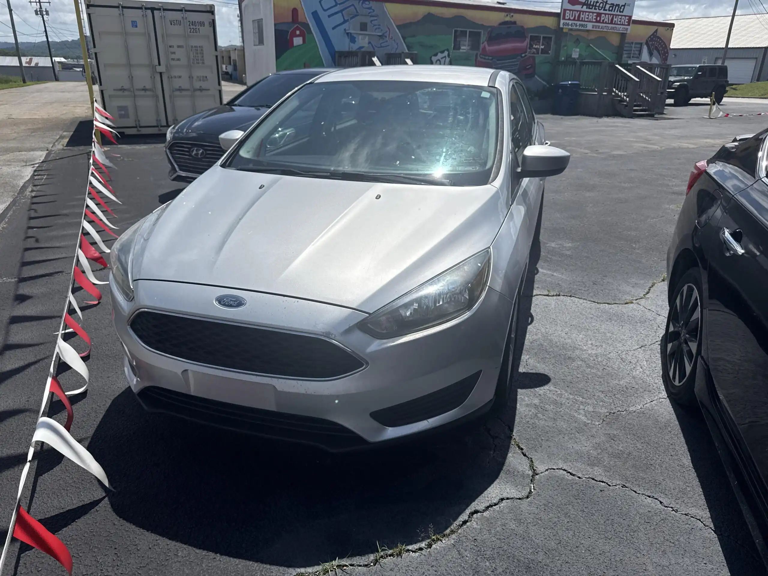 2018 Ford Focus Hatch SE's photo