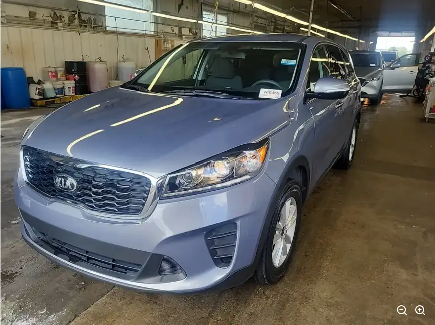 2020 Kia Sorento L AT's photo