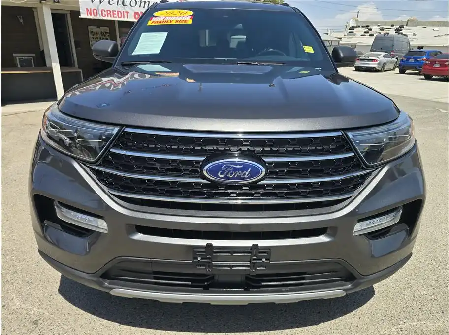 2020 Ford Explorer XLT 4WD's photo