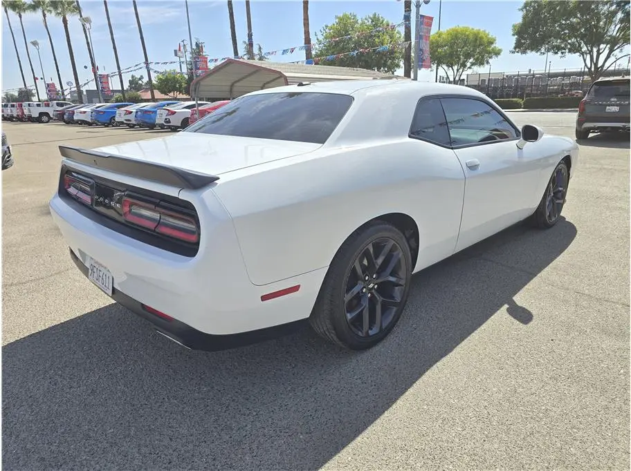 2019 Dodge Challenger GT Auto photo 4