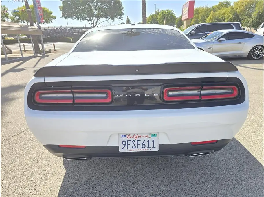 2019 Dodge Challenger GT Auto photo 5
