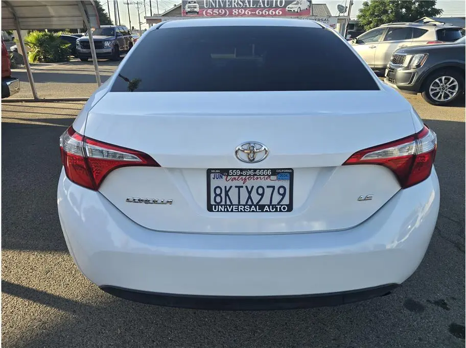 2016 Toyota Corolla LE AT photo 5