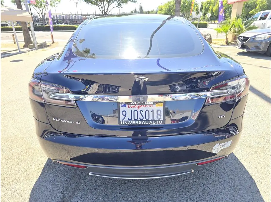 2014 Tesla Model S 85 photo 5