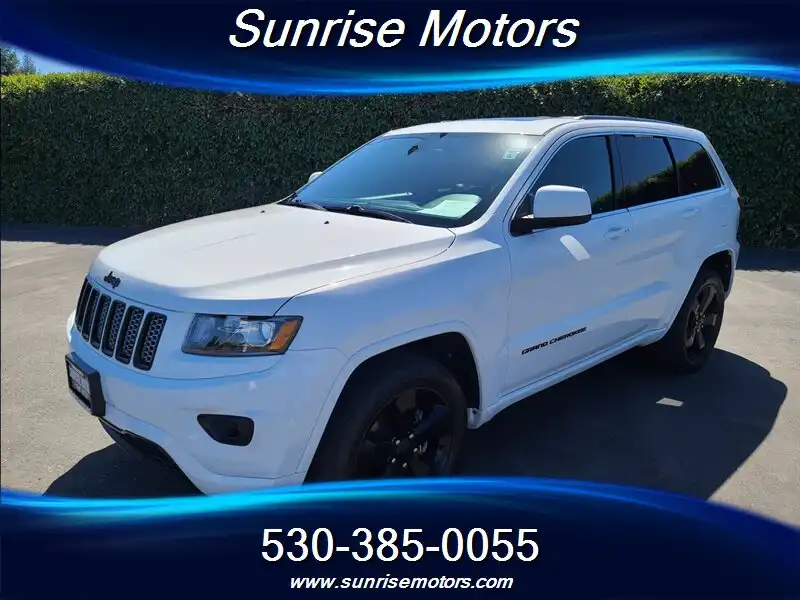 2015 Jeep Grand Cherokee Altitude 4WD's photo