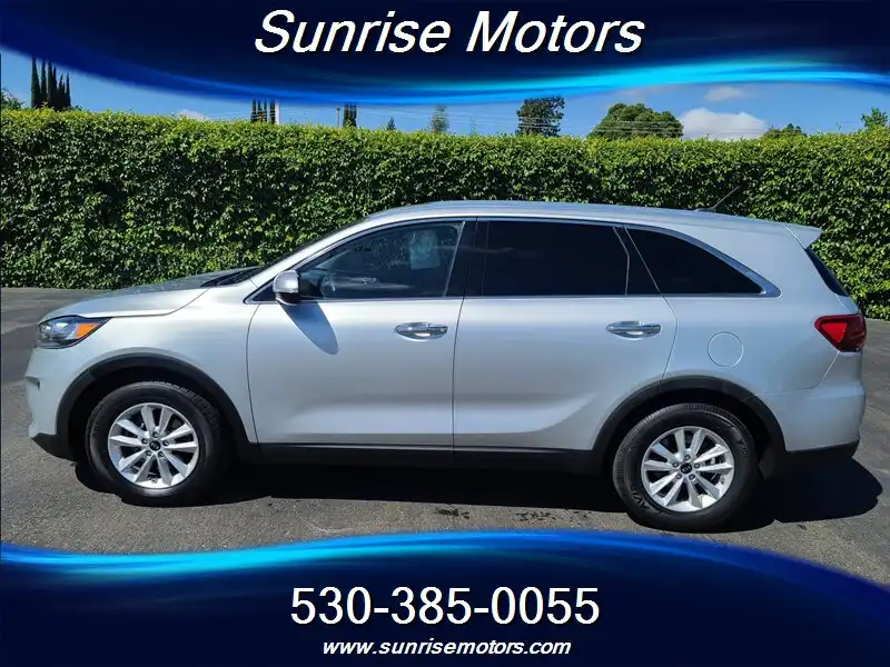 2020 Kia Sorento LX V6 AT's photo