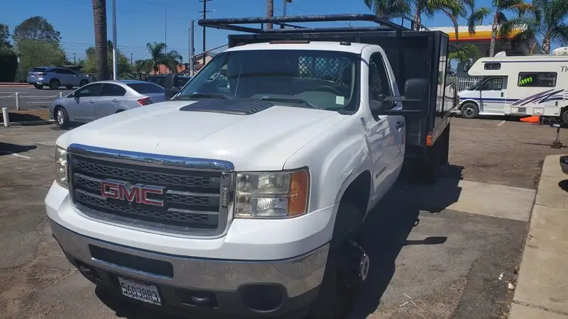 2013 GMC Sierra Work Truck 2WD Regular Cab LWB's photo