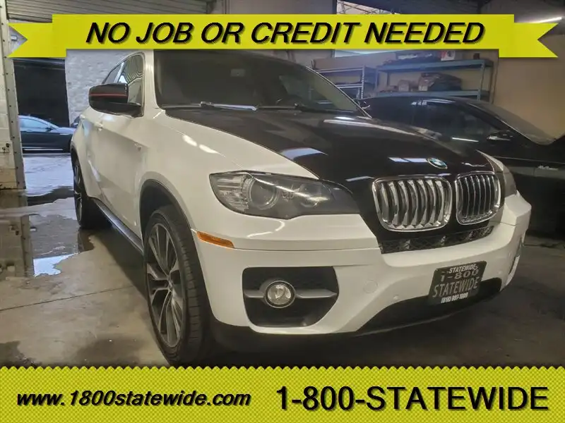 2010 BMW X6 xDrive50i's photo