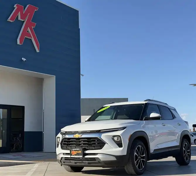 2024 Chevrolet Trailblazer LT's photo