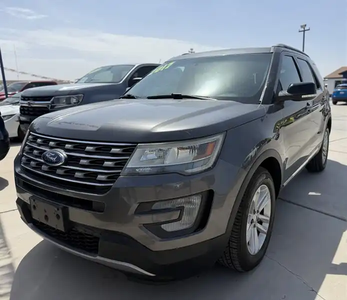 2017 Ford Explorer XLT FWD's photo