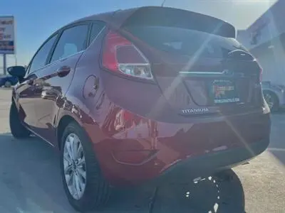 2017 Ford Fiesta Titanium Hatchback photo 3