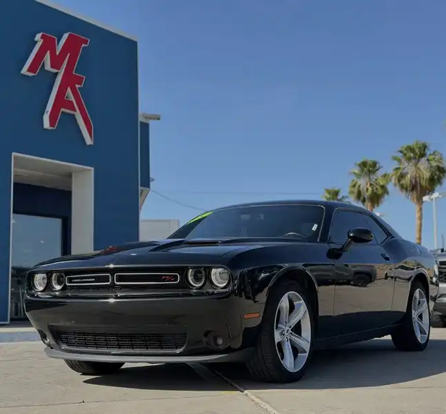 2018 Dodge Challenger R/T's photo