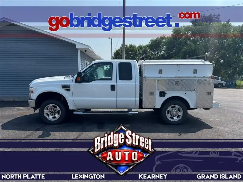 2009 Ford F-250 FX4 4x4 SuperCab 142 in's photo