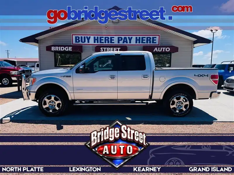 2013 Ford F-150 Lariat 4WD SuperCrew 145 in's photo