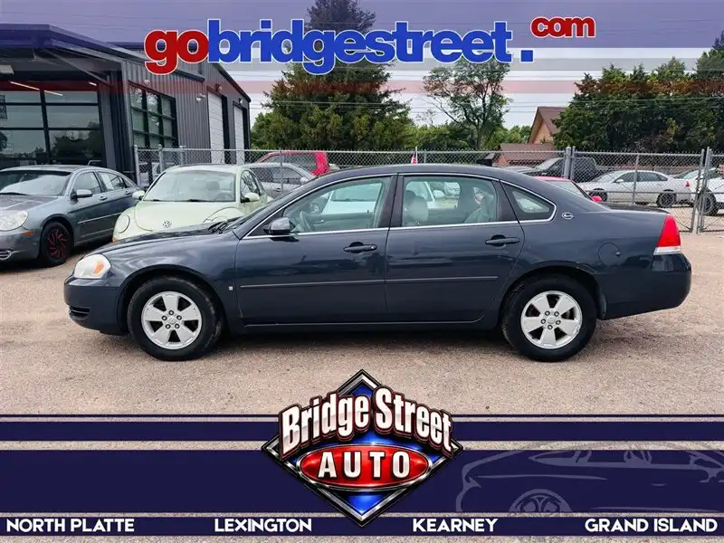 2008 Chevrolet Impala LT's photo