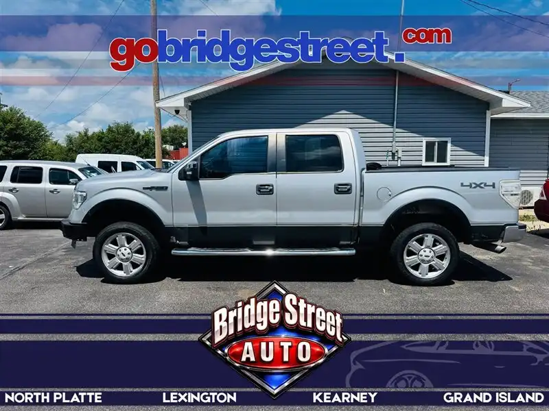 2010 Ford F-150 XLT 4x4 SuperCrew 145-in's photo