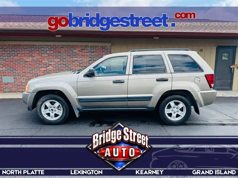 2005 Jeep Grand Cherokee Laredo 4WD's photo