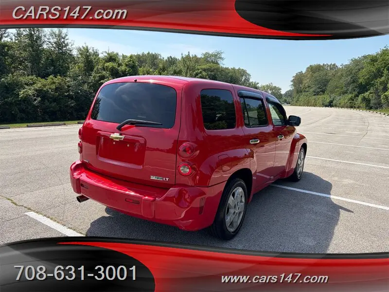 2010 Chevrolet HHR LT photo 5