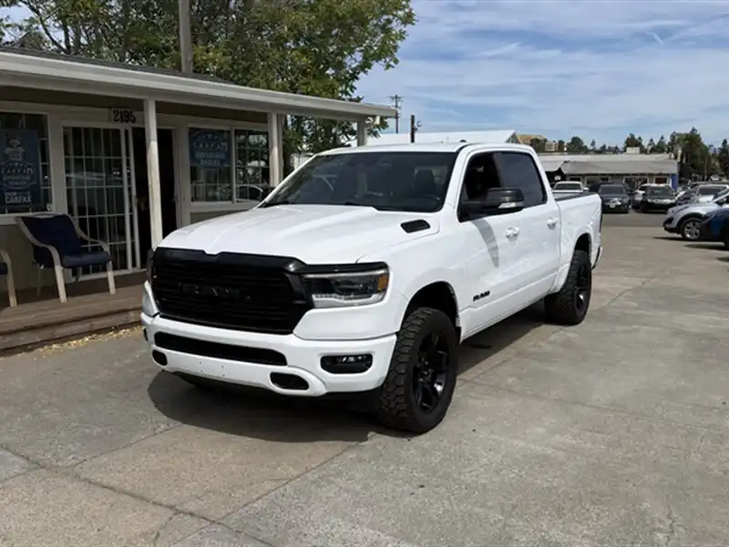 2021 RAM 1500 Big Horn/Lone Star 4WD Crew Cab 5'7's photo