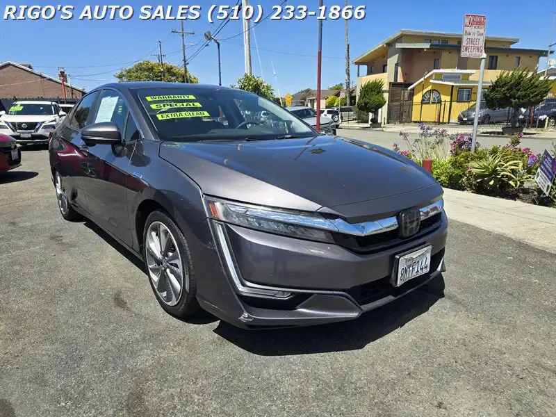 2019 Honda Clarity Plug-In Hybrid's photo