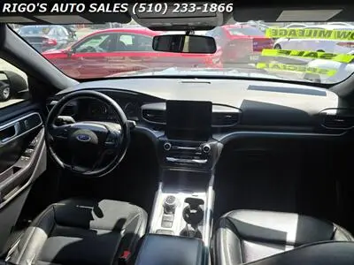 2020 Ford Explorer XLT RWD photo 5