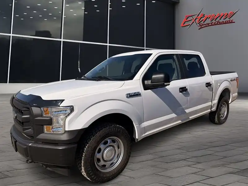 2017 Ford F-150 XL 4x4 SuperCrew 5-1/2 Box's photo