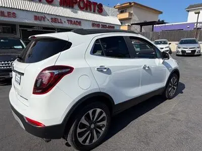 2019 Buick Encore Essence photo 2