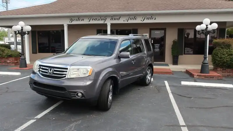 2013 Honda Pilot Touring w/ NAVI and RES's photo
