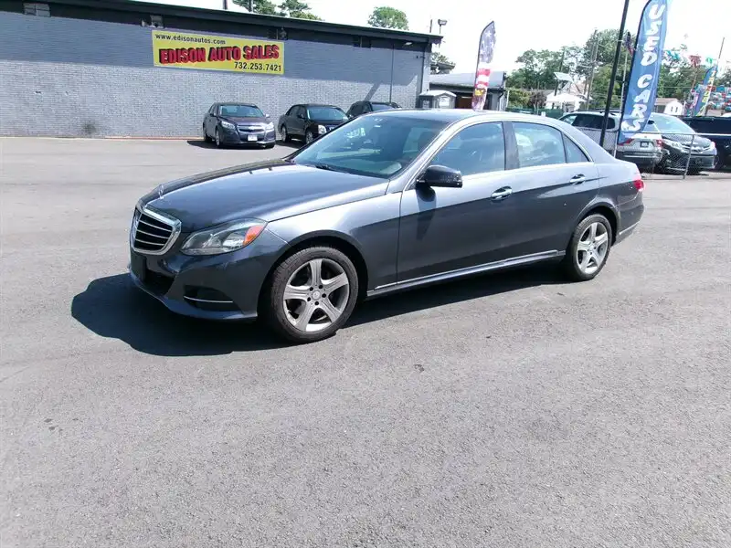 2014 Mercedes-Benz E-Class E350 Luxury 4MATIC's photo