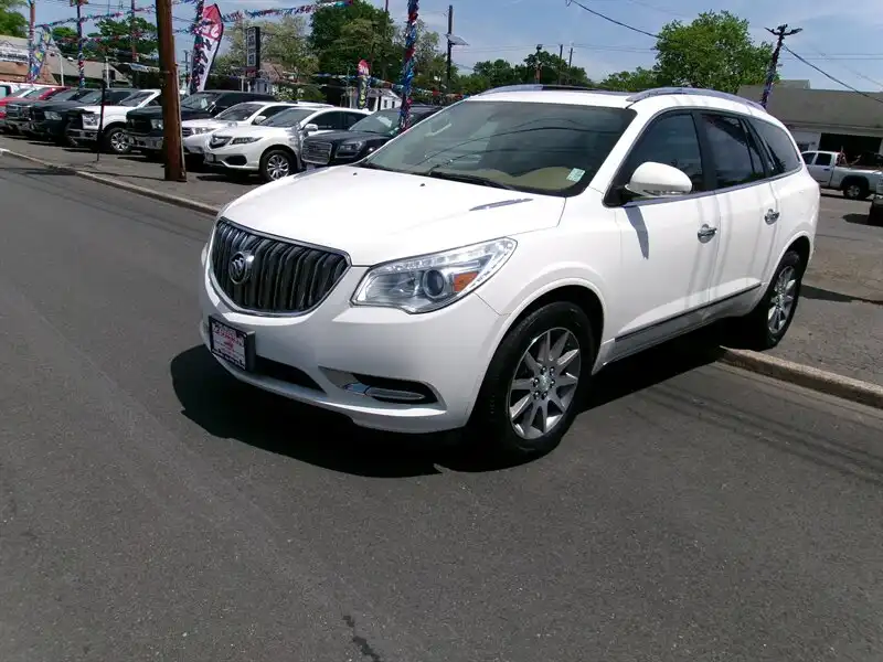 2014 Buick Enclave Leather AWD's photo