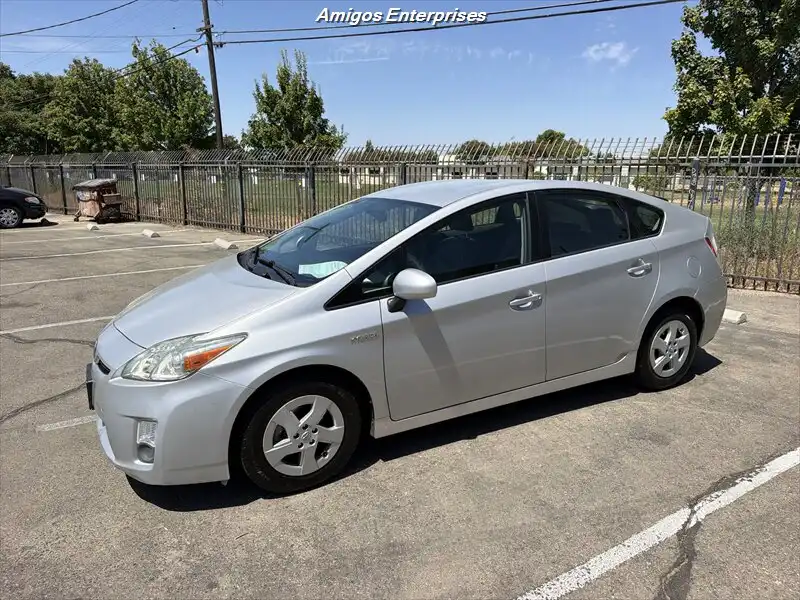 2011 Toyota Prius II's photo