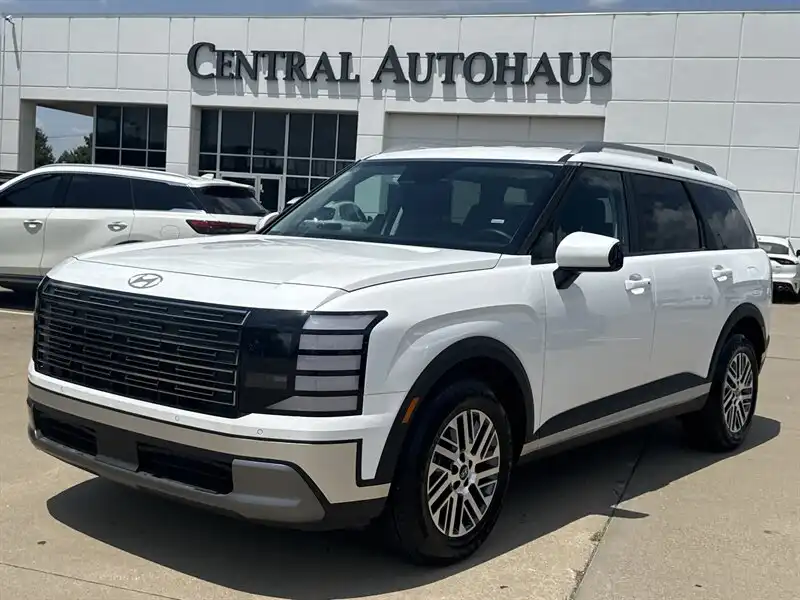 2026 Hyundai Palisade SEL 7 Passenger FWD's photo