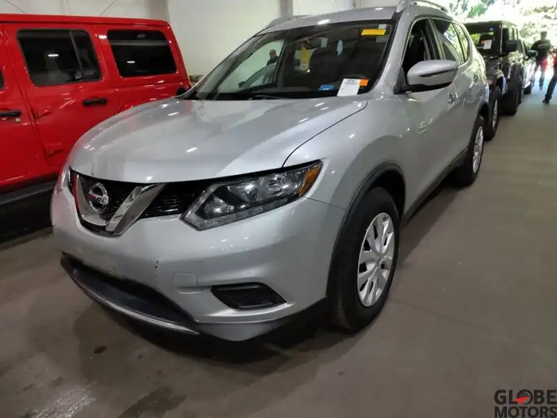 2016 Nissan Rogue S AWD's photo