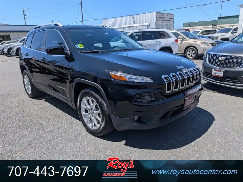 2018 Jeep Cherokee Latitude Plus photo 1