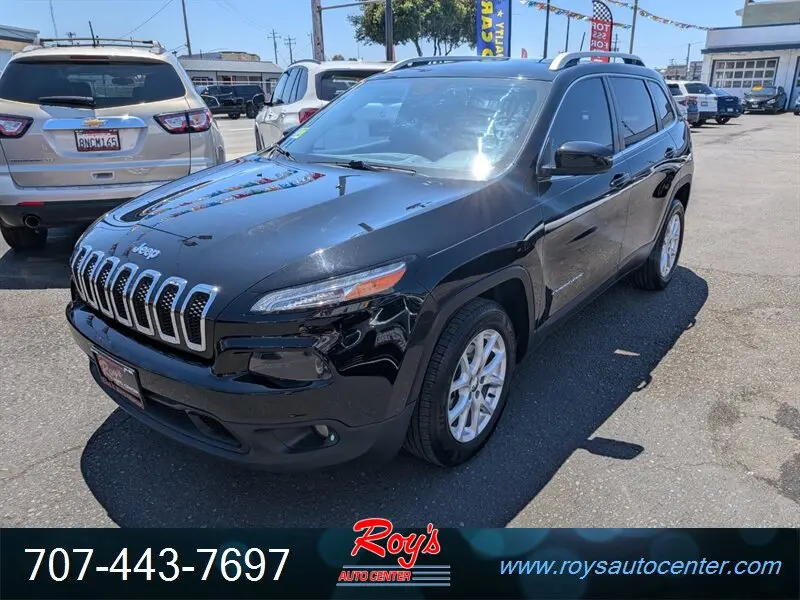 2018 Jeep Cherokee Latitude Plus photo 3