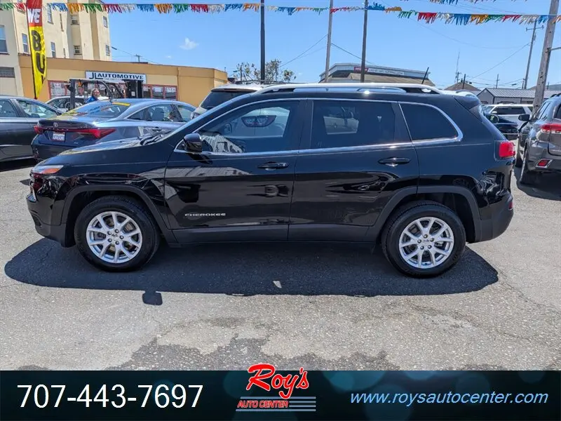 2018 Jeep Cherokee Latitude Plus photo 4