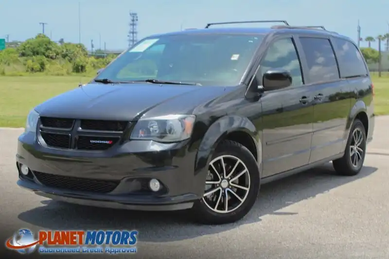 2017 Dodge Grand Caravan GT's photo