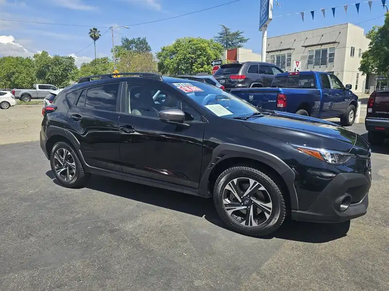 2024 Subaru Crosstrek Premium CVT's photo