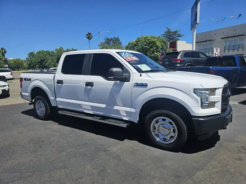 2016 Ford F-150 XLT 4x4 SuperCrew 5-1/2 Box's photo