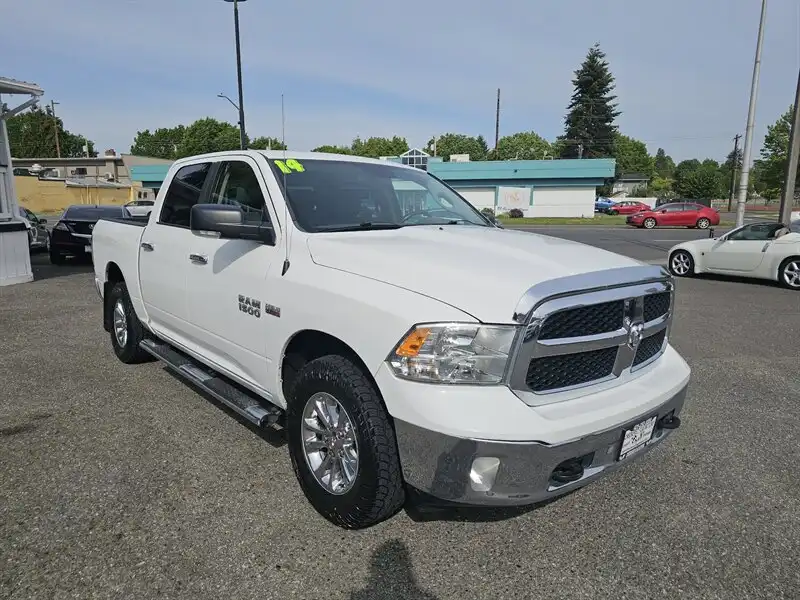 2014 RAM 1500 SLT Crew Cab 4x4's photo